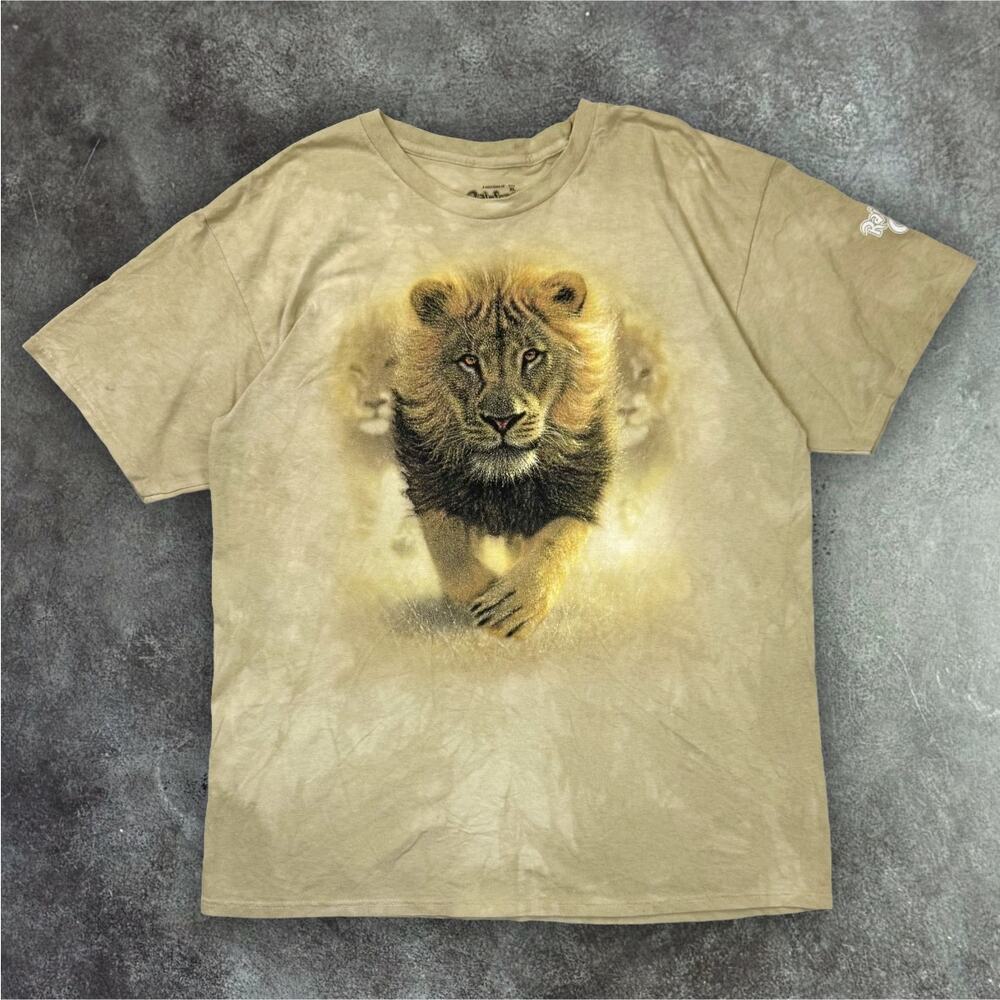 Rainforest Cafe Lion Graphic Tan T-shirt